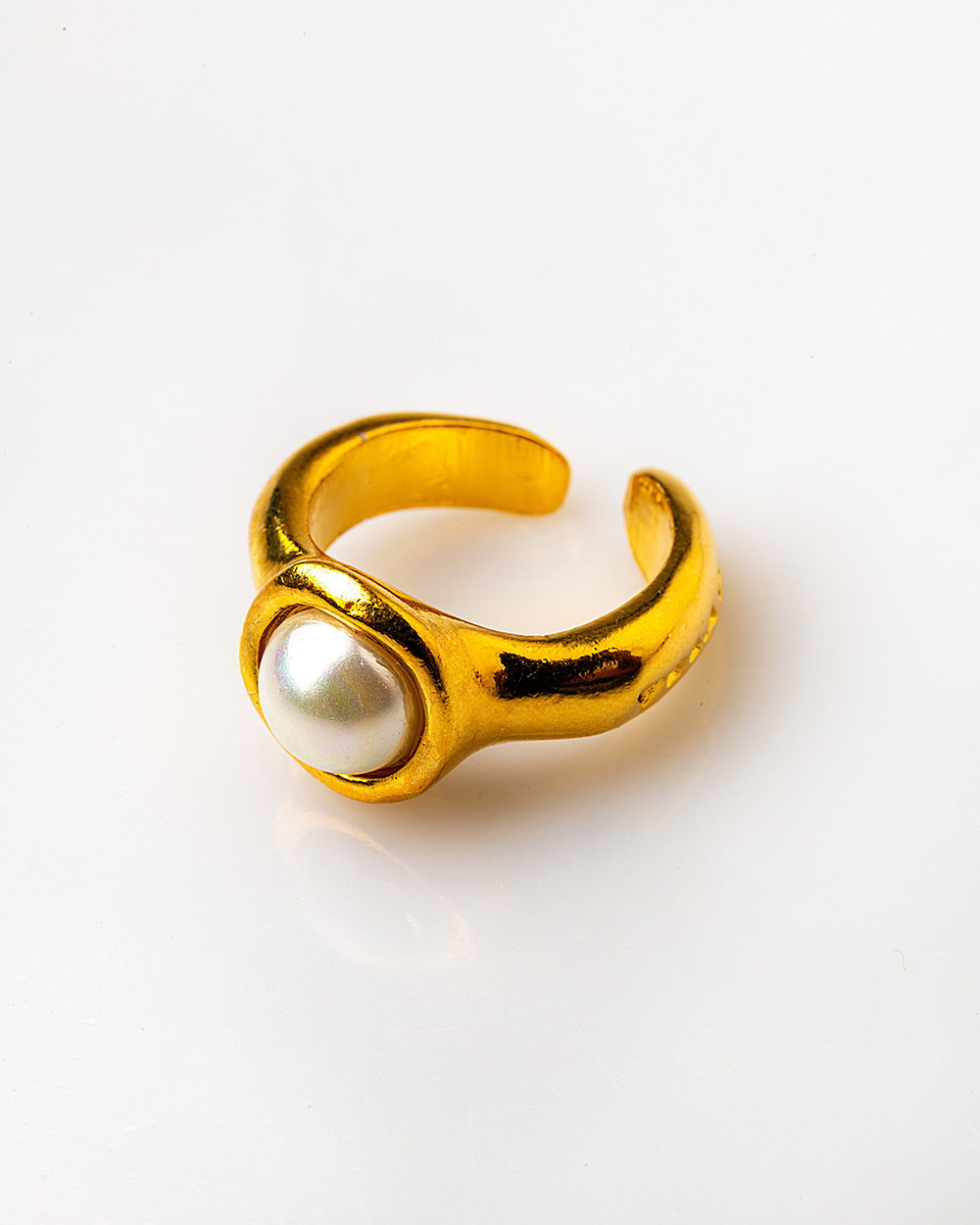Gold plated ring Mallorca pearl