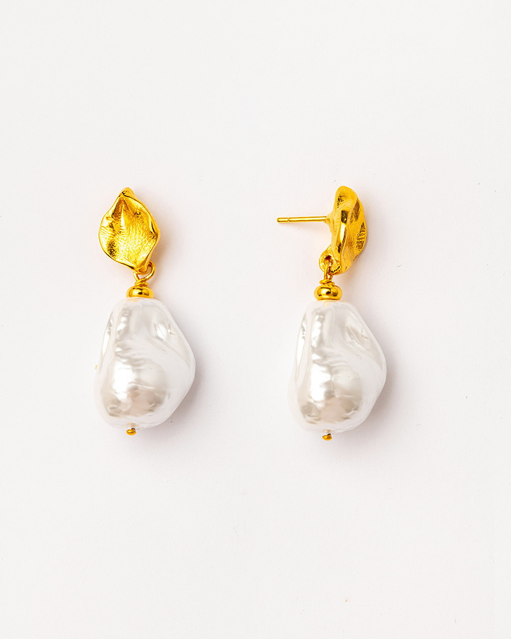 Earrings artificial baroque pearls